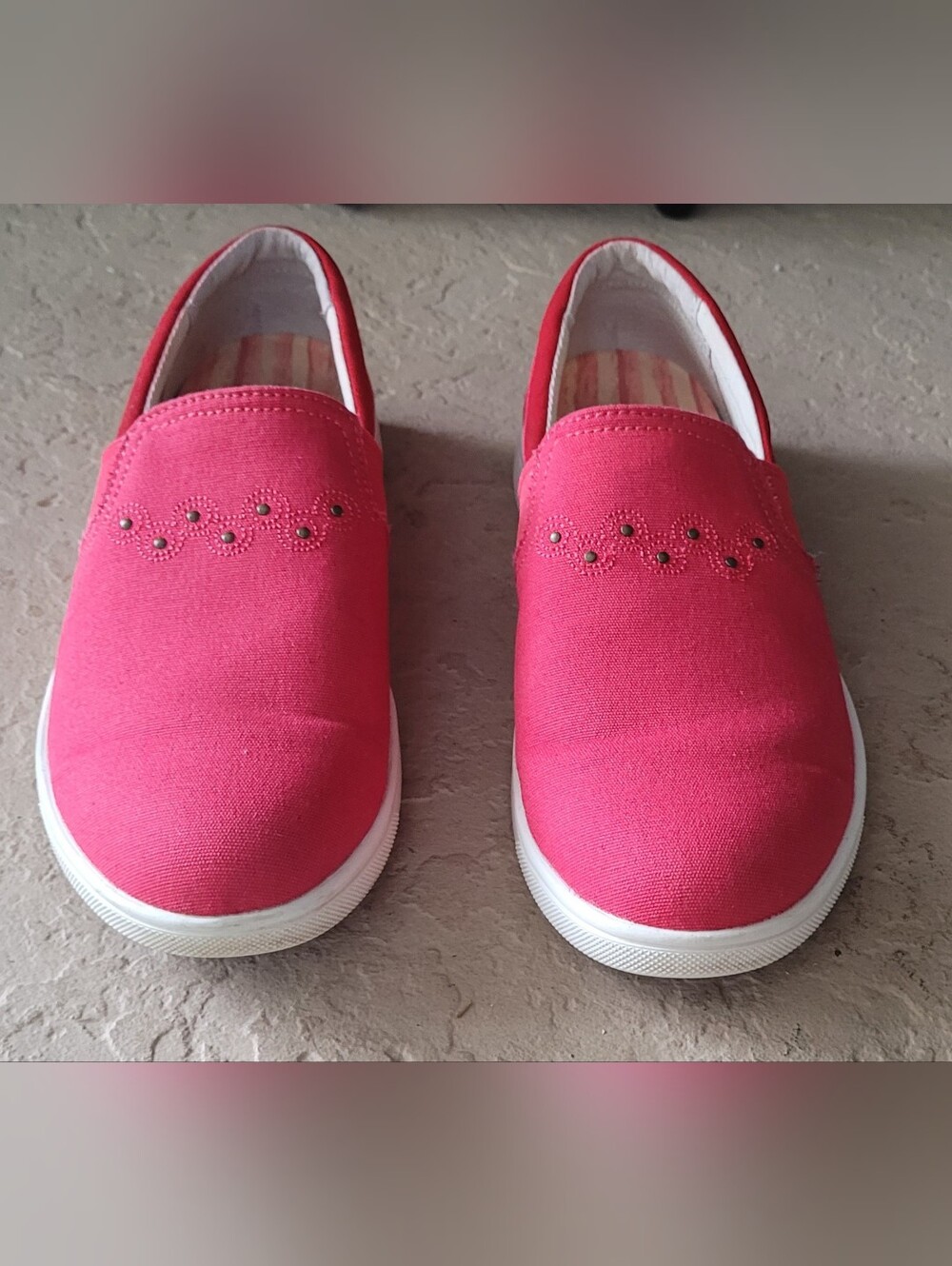 Size 6.5 B Spenco Waterfront Canvas Red Slip On Women Loafers